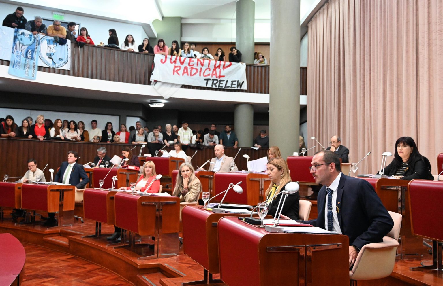 La Legislatura de Chubut aprobó el acuerdo de reconversión de Cerro Dragón en No Convencional